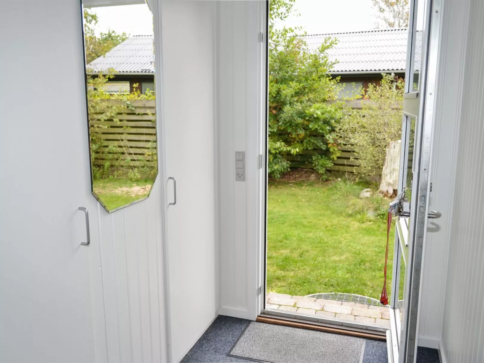 "Raya" - 250m from the sea-Binnen