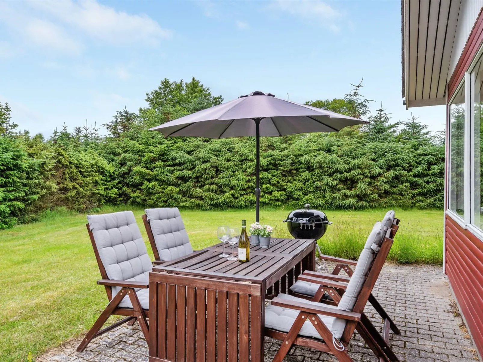 "Anevay" - 300m from the sea-Buiten