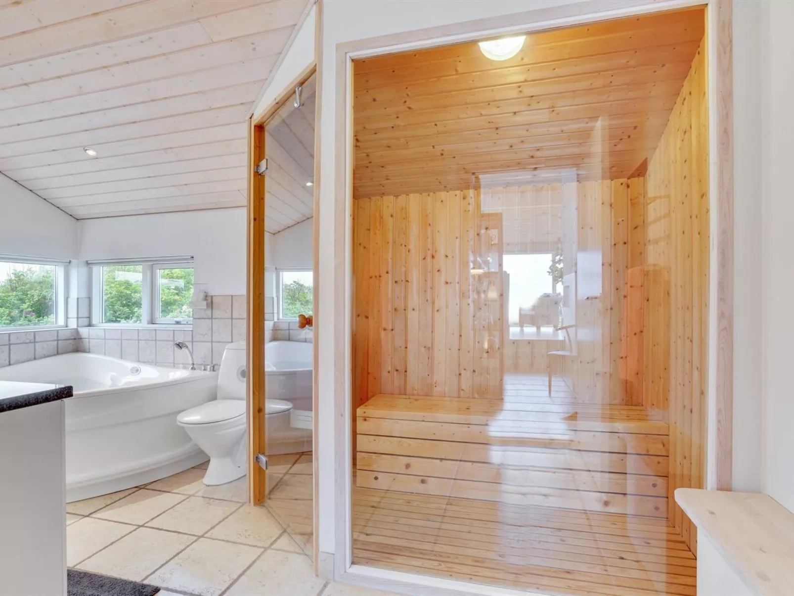 "Lauri" - 350m from the sea-Binnen