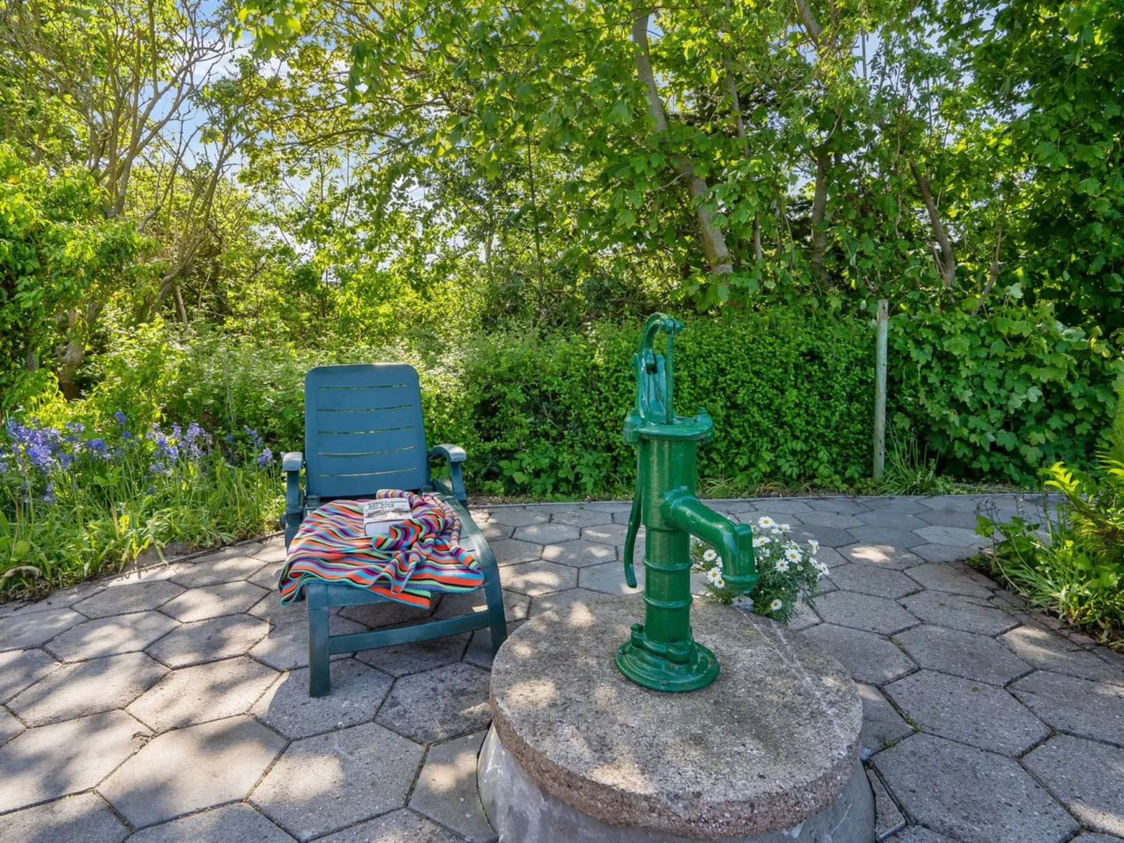 "Alma" - 400m from the sea-Binnen