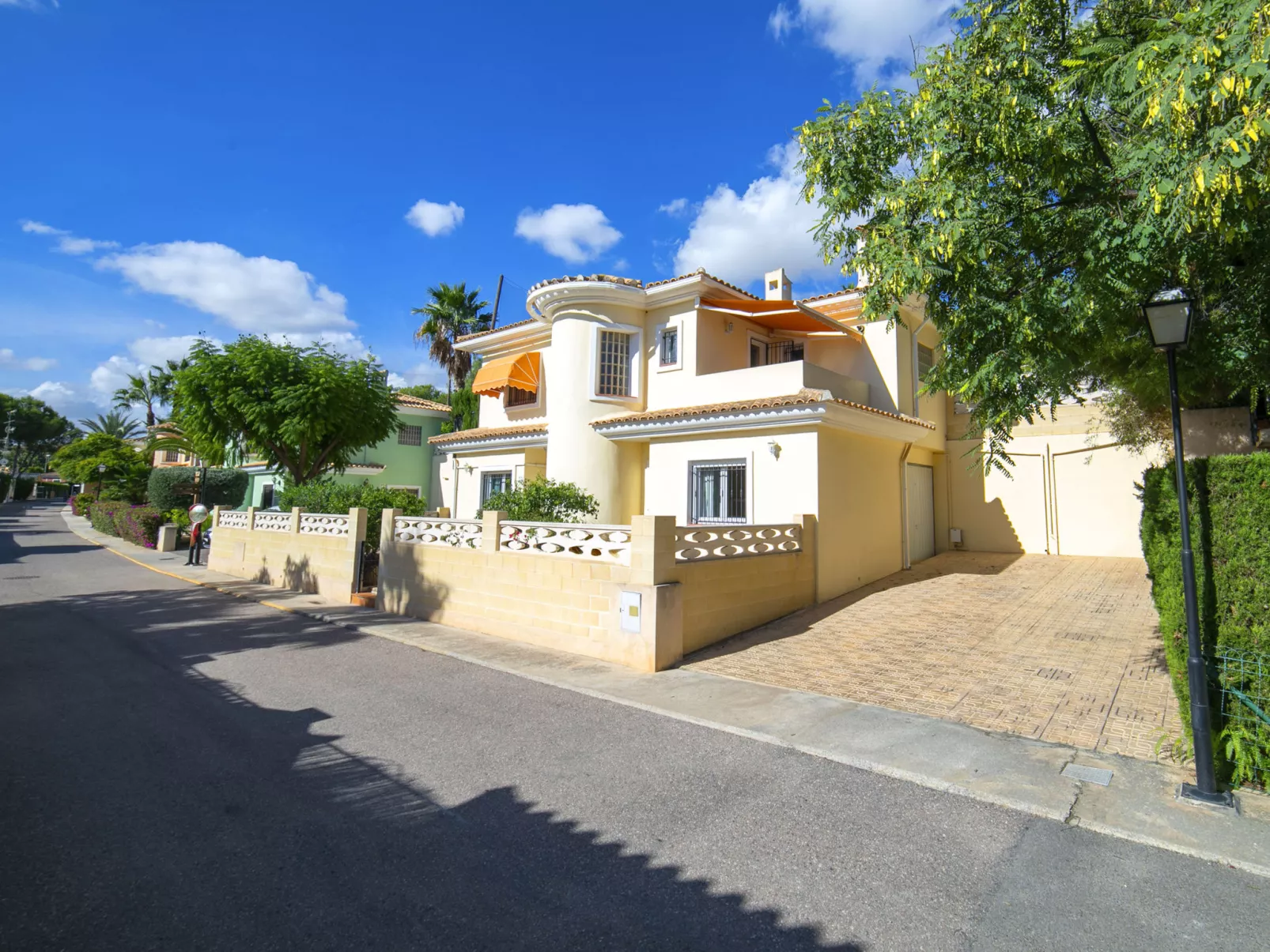 Bonalba Golf, Urb. Los Naranjos-Buiten