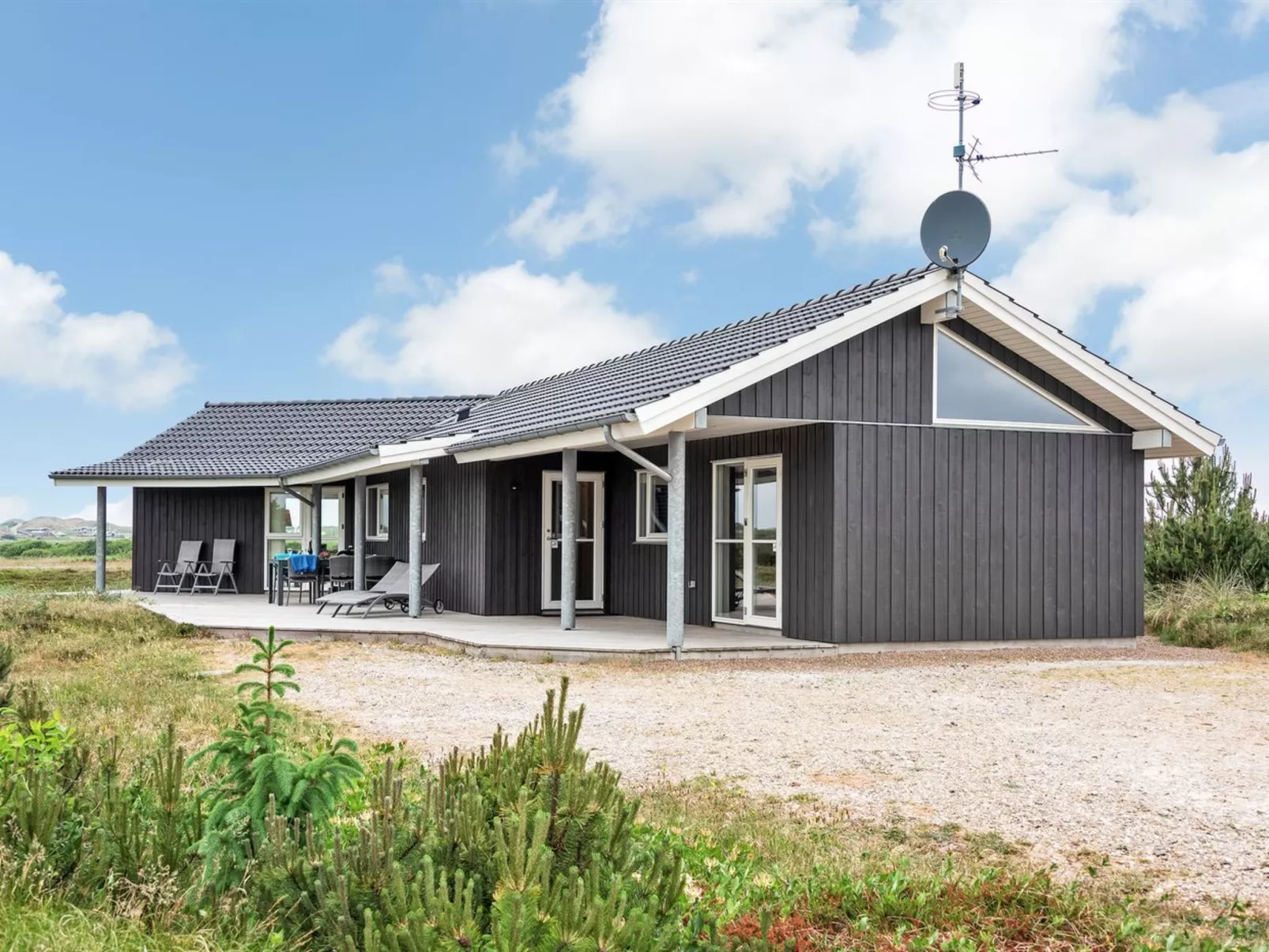 "Luzia" - 1.2km from the sea-Buiten