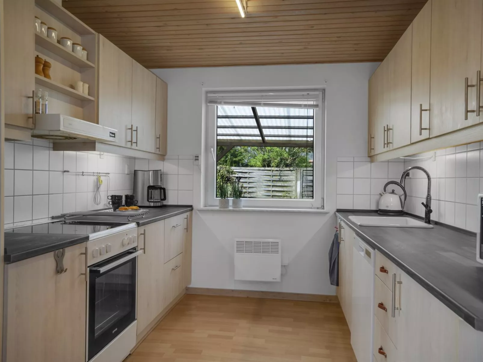 "Yorick" - 1km from the sea-Binnen