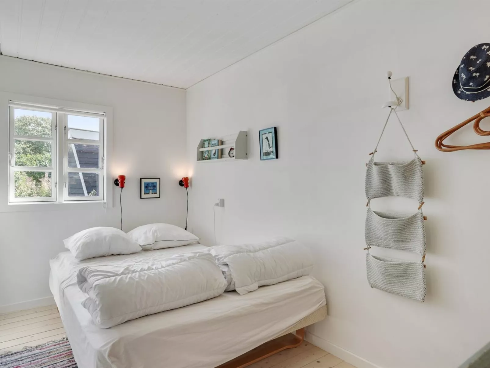 "Jaana" - 780m to the fjord-Binnen