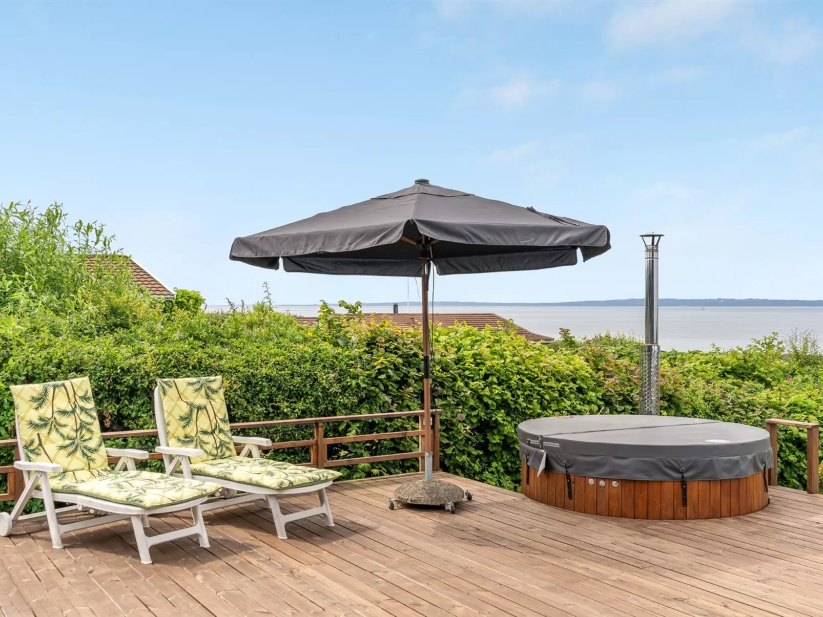 "Mahilo" - 300m from the sea-Buiten