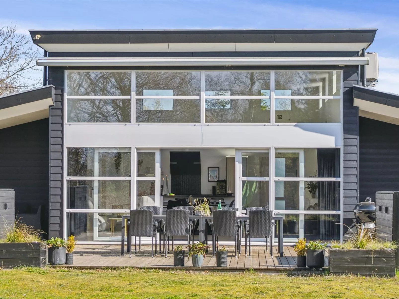 "Todor" - 1.1km from the sea-Buiten