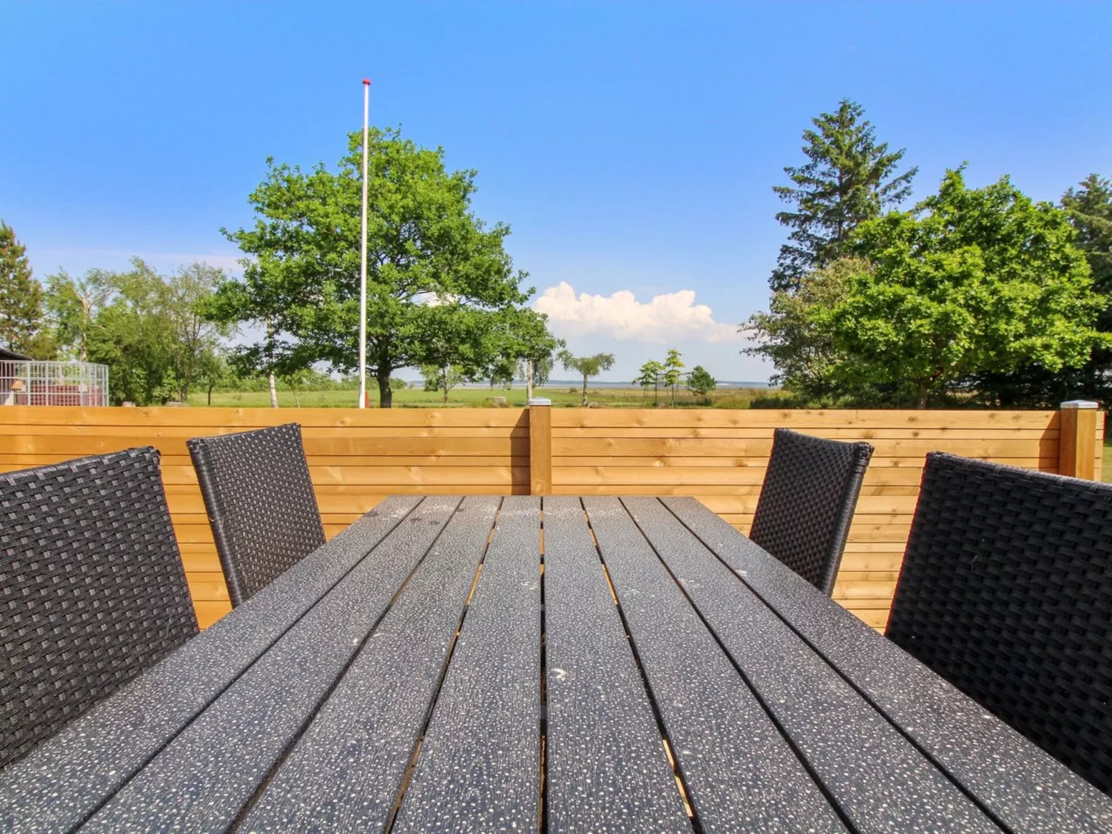 "Aswaldi" - 3.5km from the sea-Buiten