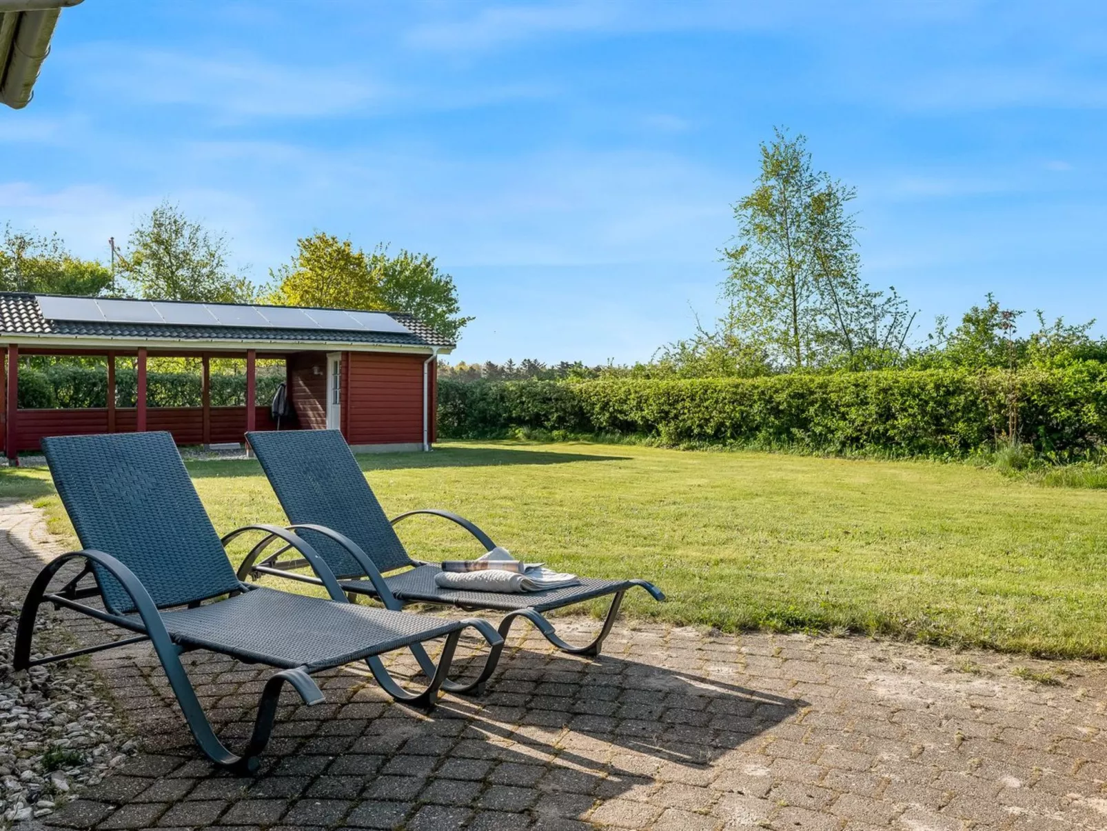 "Liam" - 800m to the fjord-Buiten