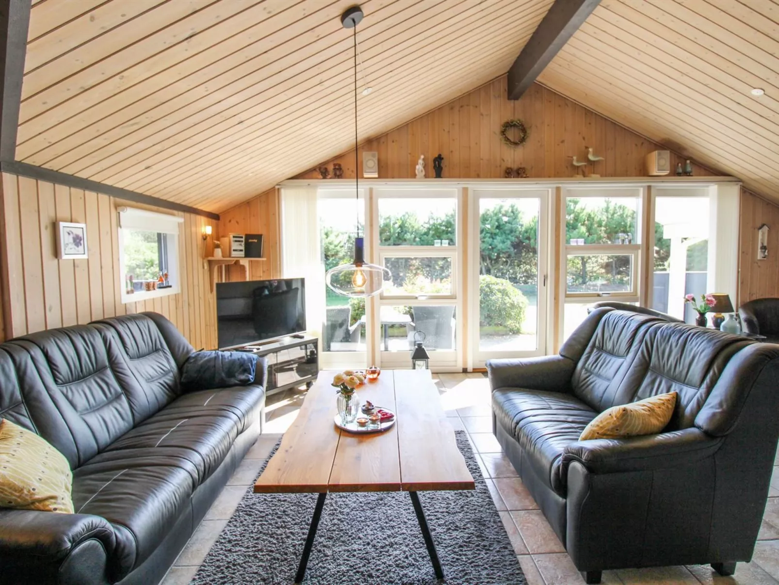 "Maureen" - 10.5km from the sea-Binnen