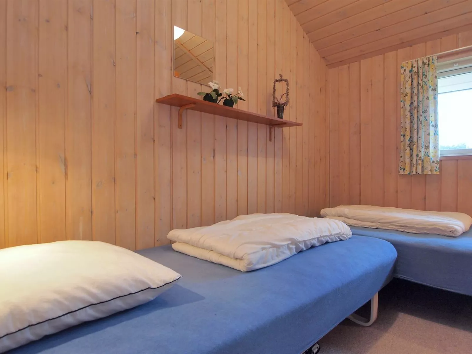 "Lilia" - 900m from the sea-Binnen