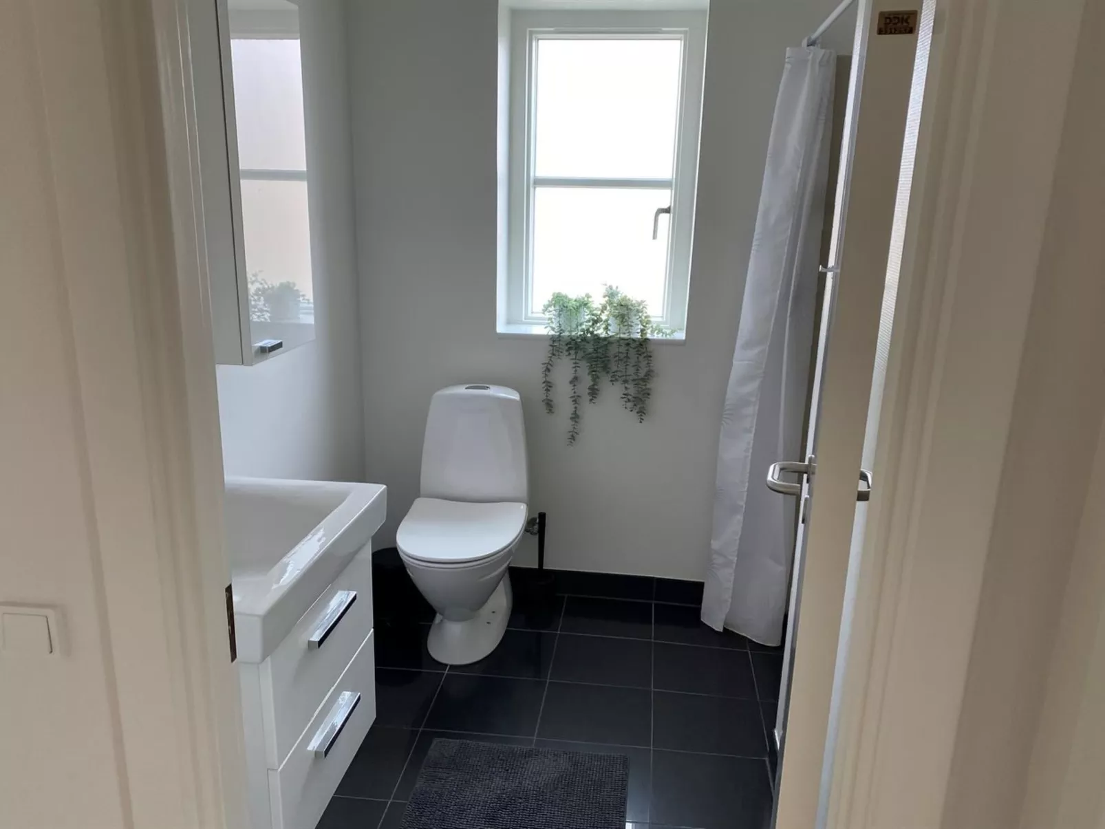 "Henke" - 500m from the sea-Binnen