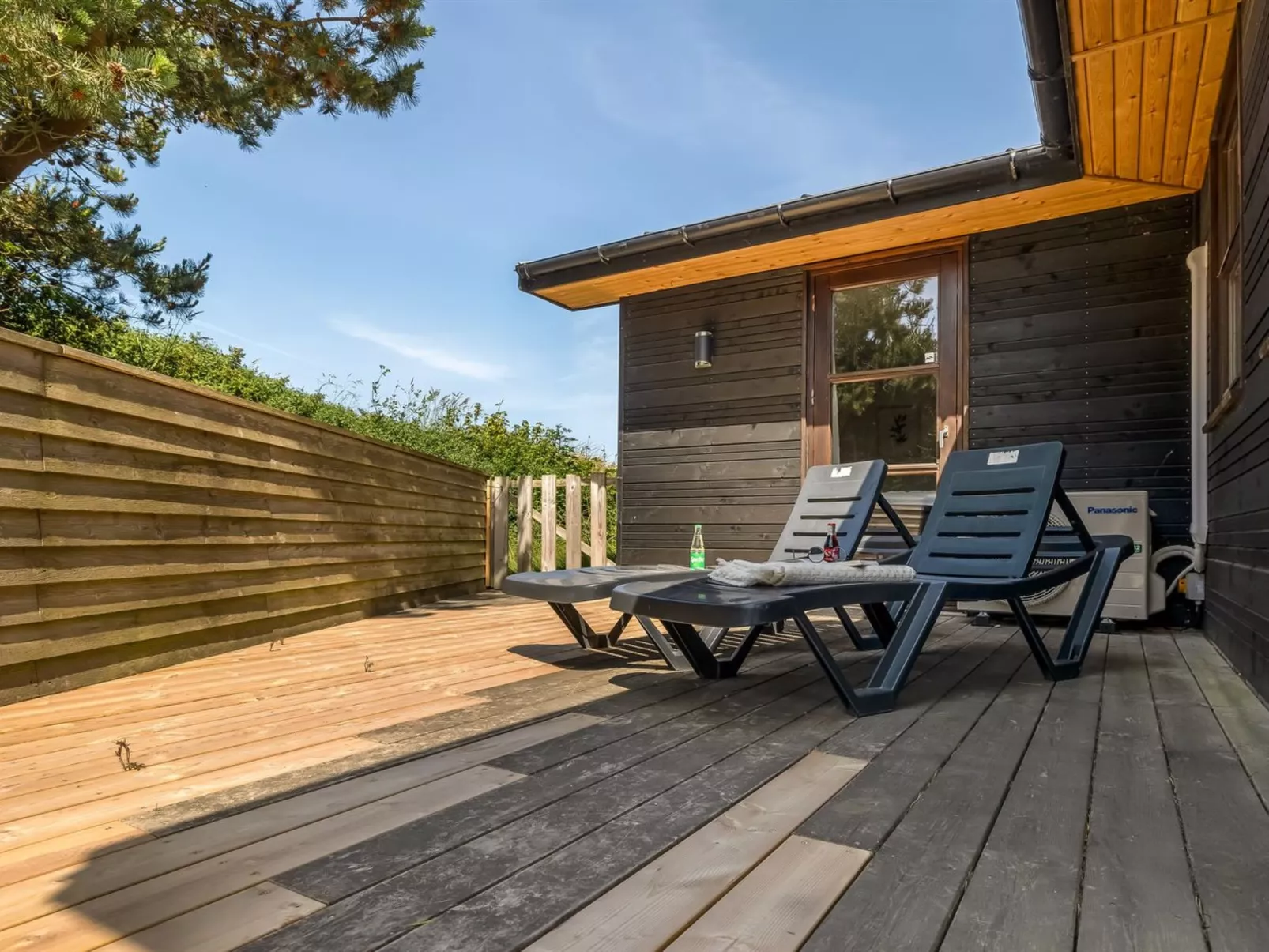 "Sila" - 800m from the sea-Buiten