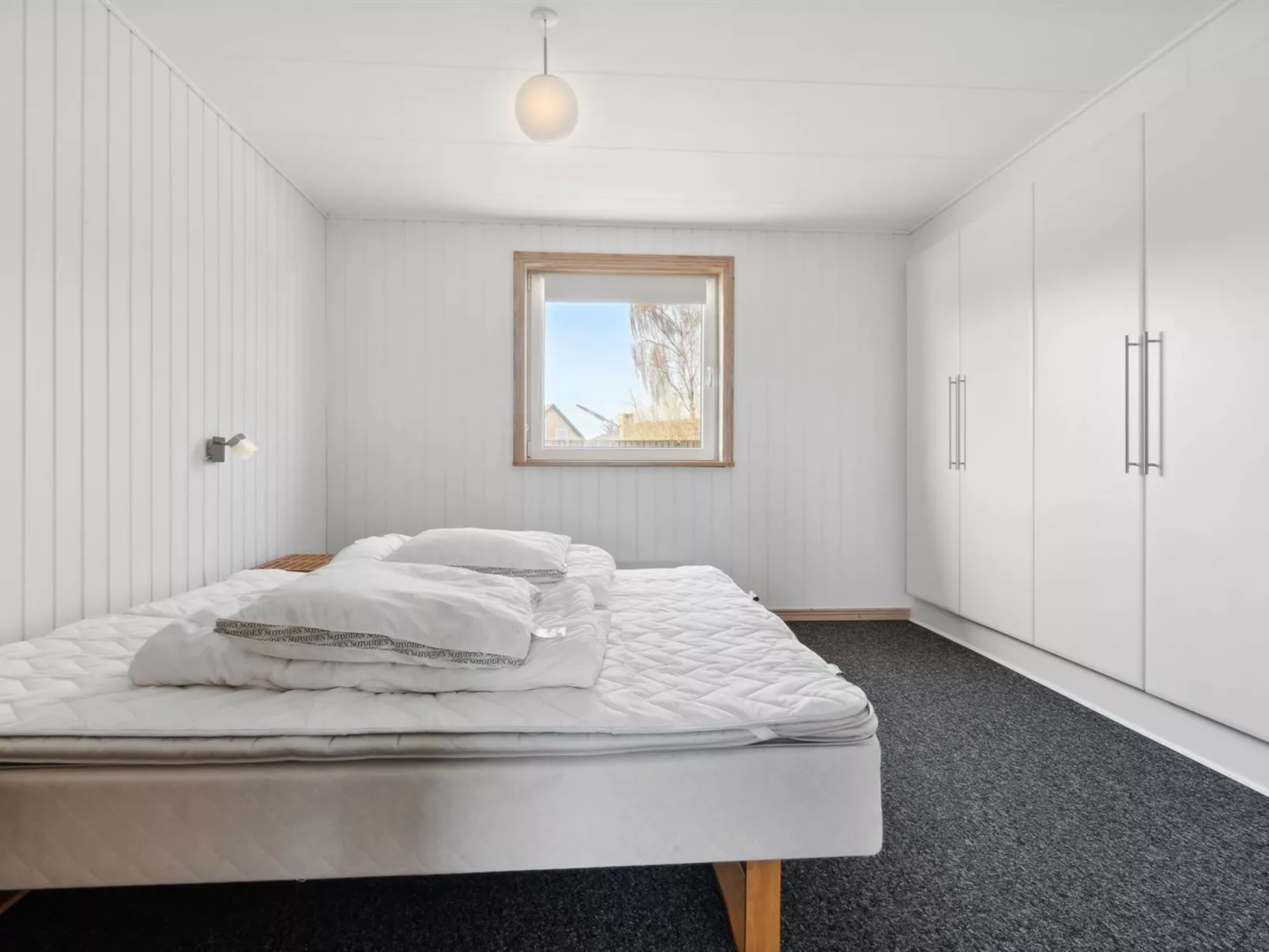 "Alvira" - 8km to the fjord-Binnen