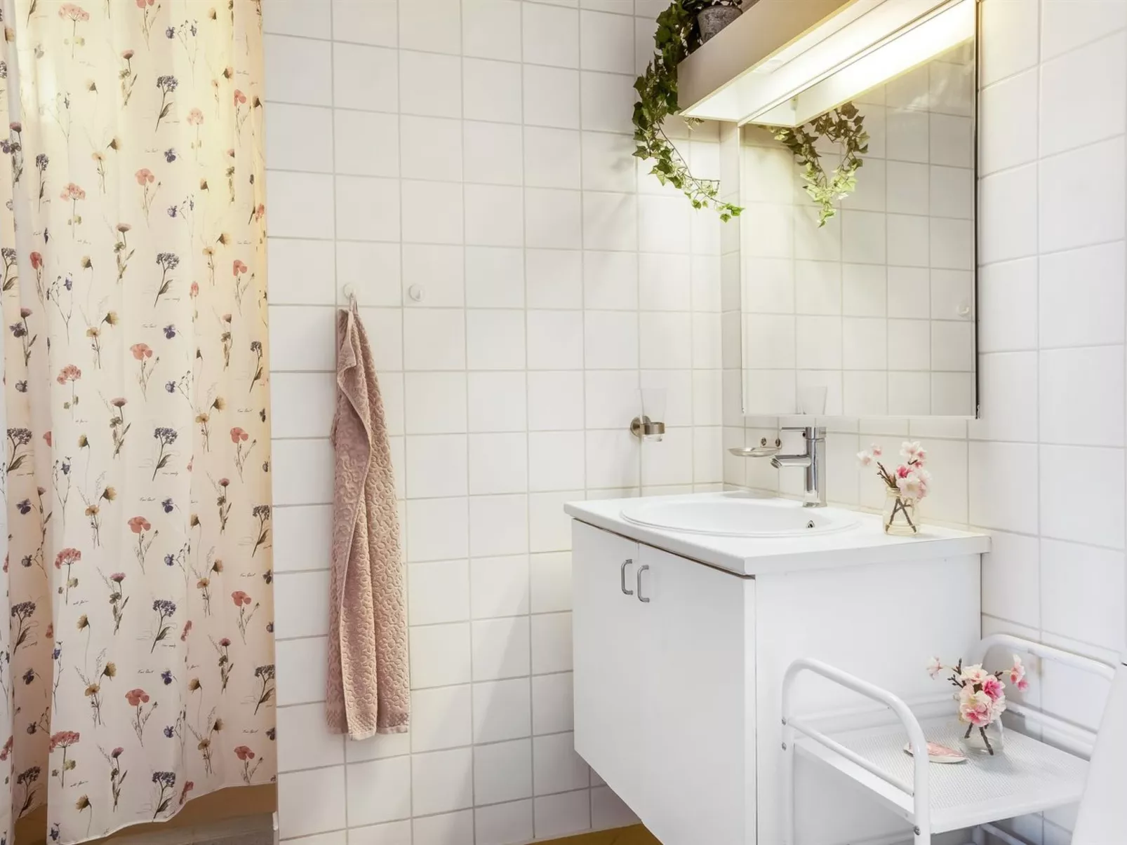 "Dafna" - 100m from the sea-Binnen