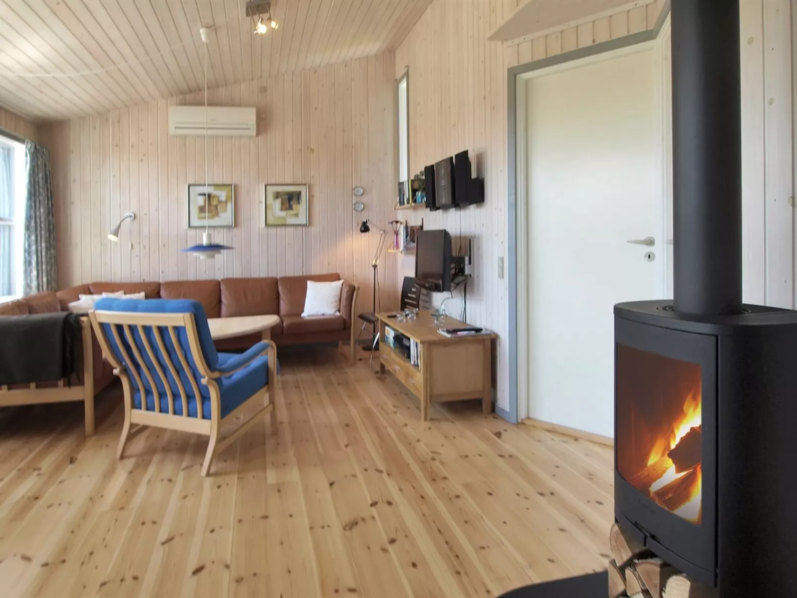 "Jolanda" - 800m from the sea-Binnen