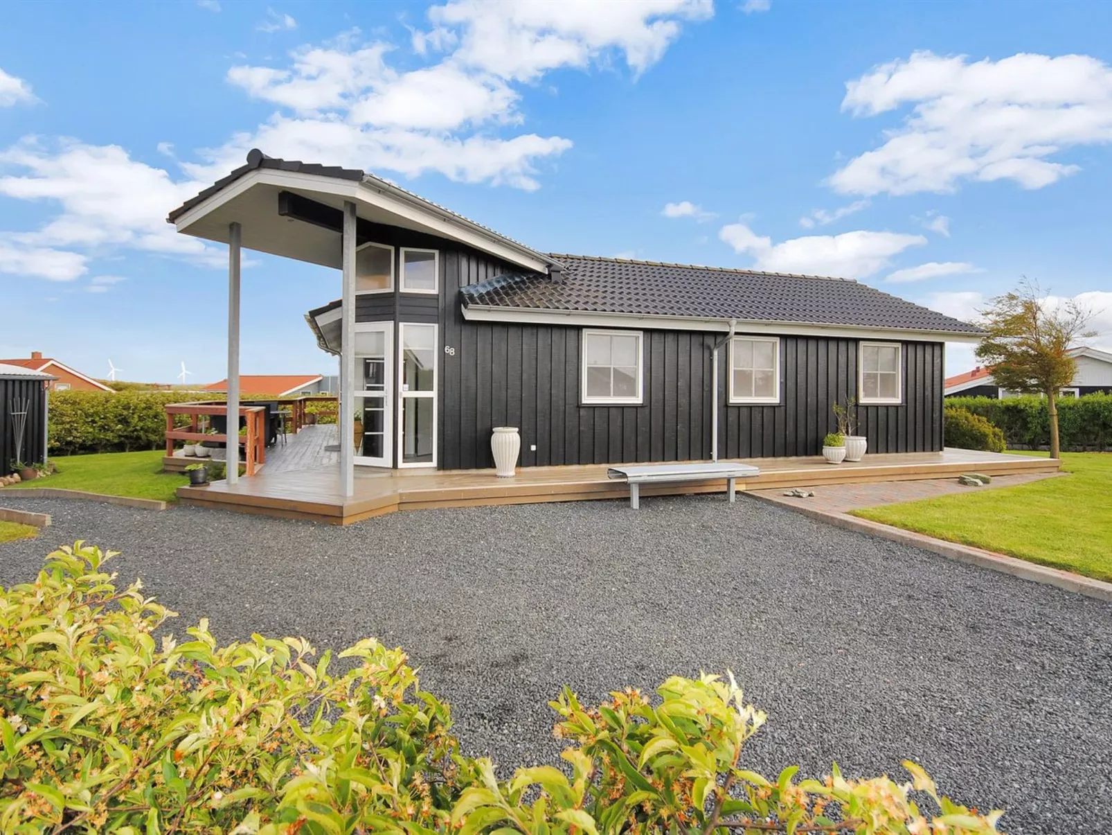 "Eberta" - 200m to the fjord-Buiten