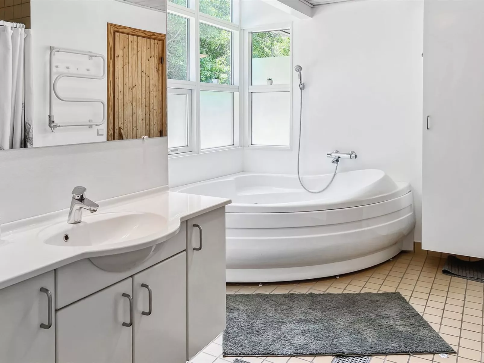 "Axel" - 1.2km from the sea-Binnen