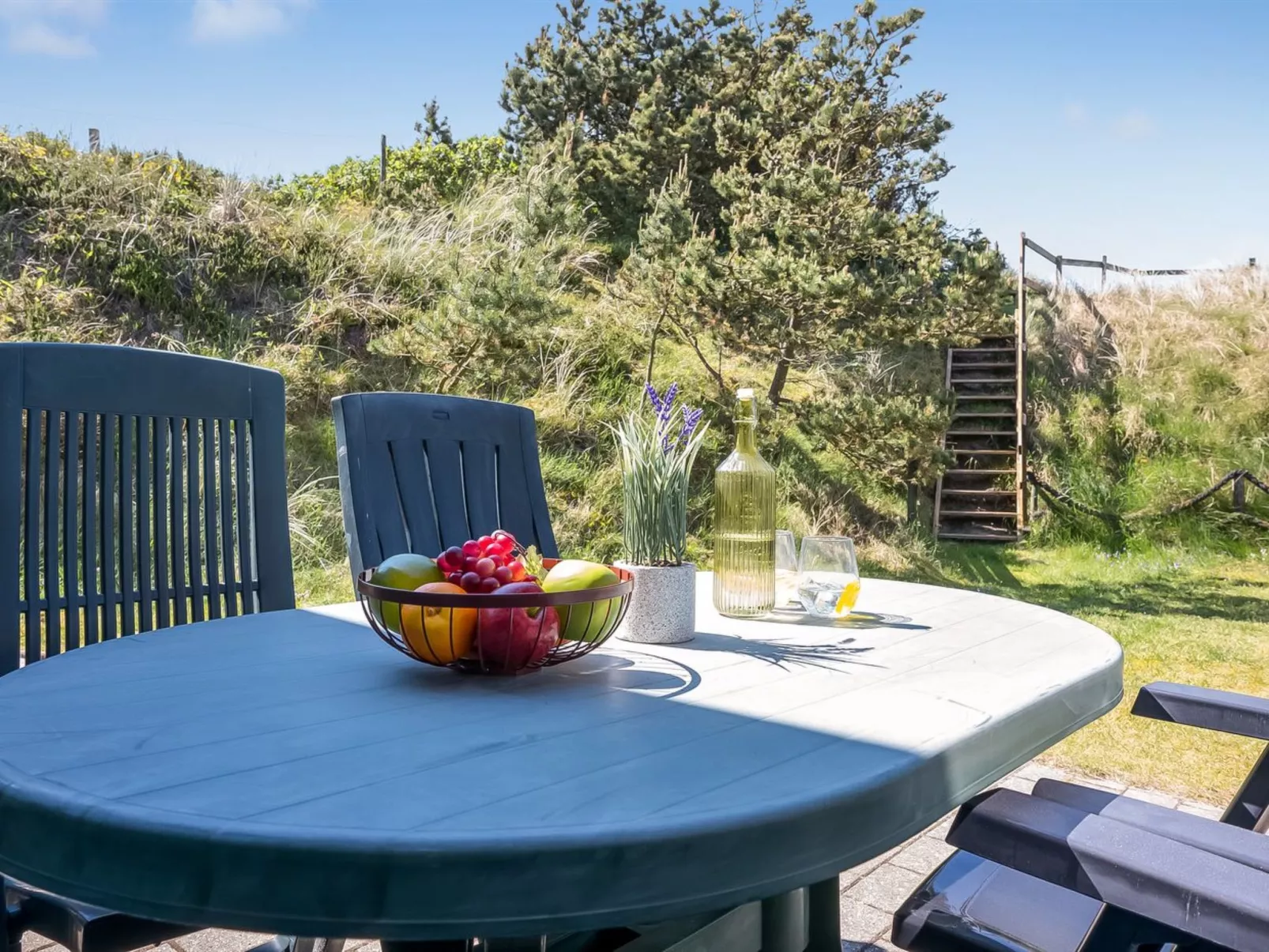 "Steni" - 250m from the sea-Buiten