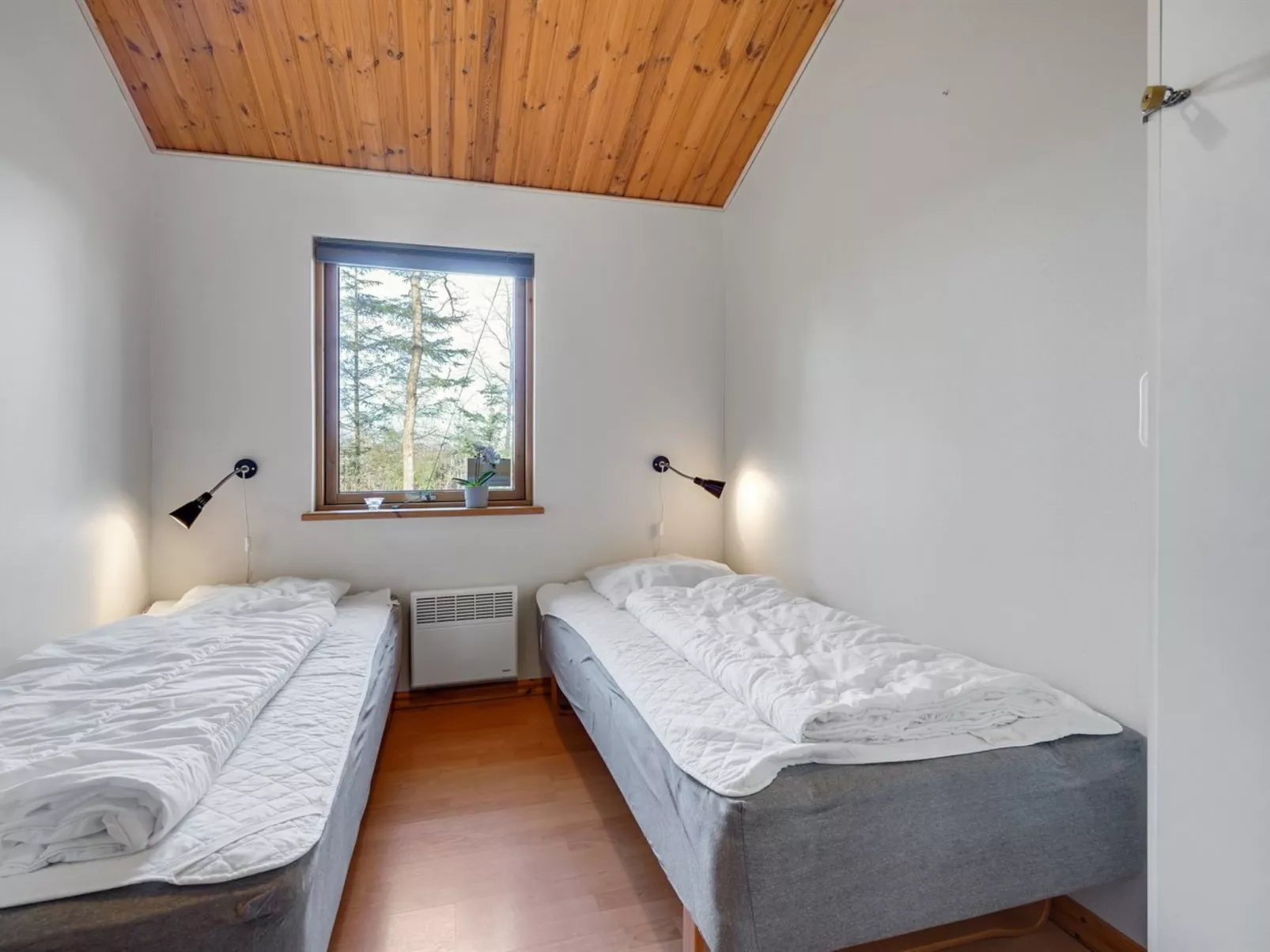 "Absalon" - 29km from the sea-Binnen