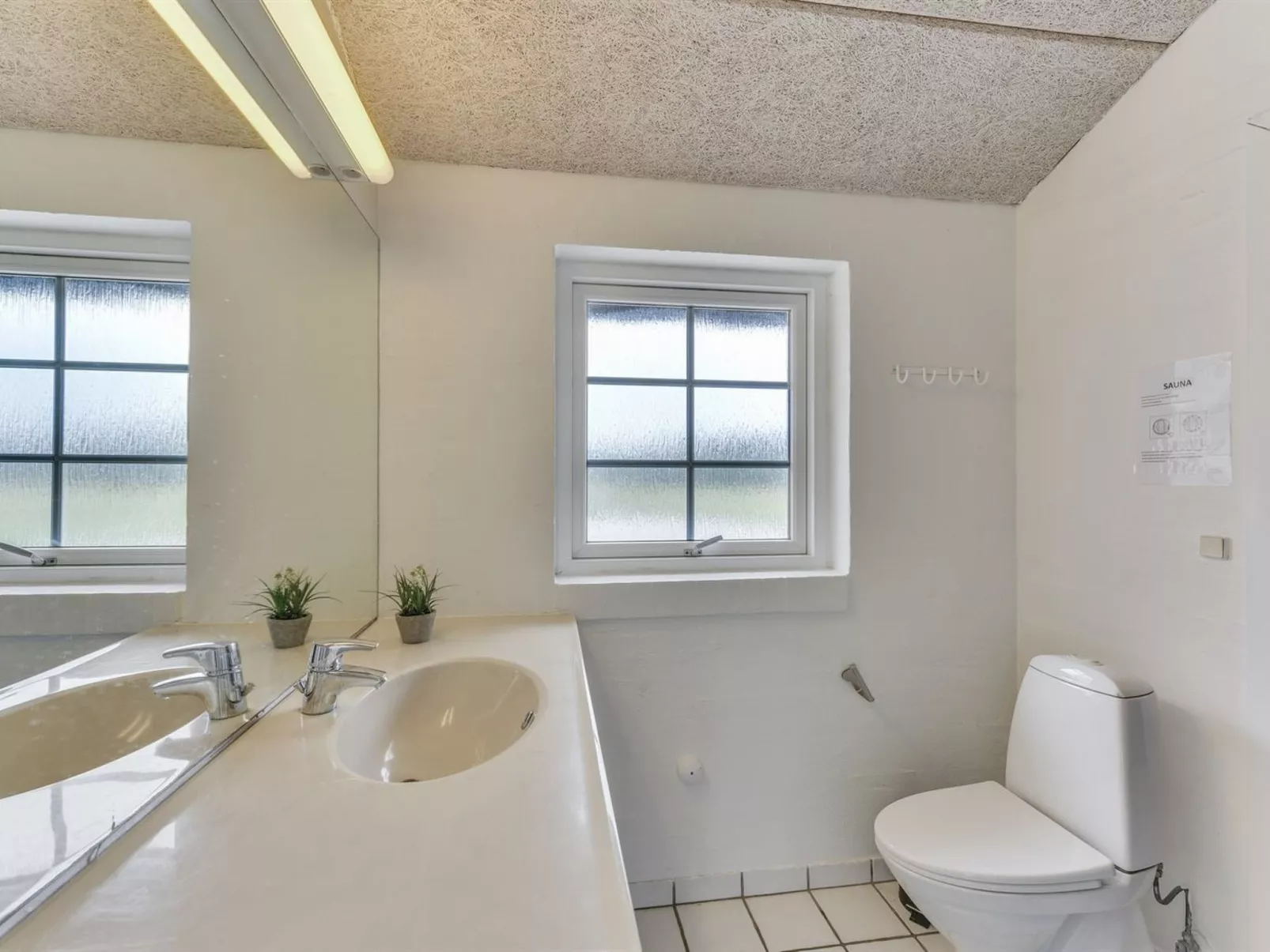 "Matrona" - 750m from the sea-Binnen