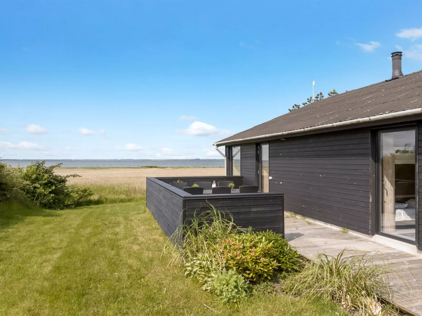 "Aslag" - 150m to the fjord-Buiten