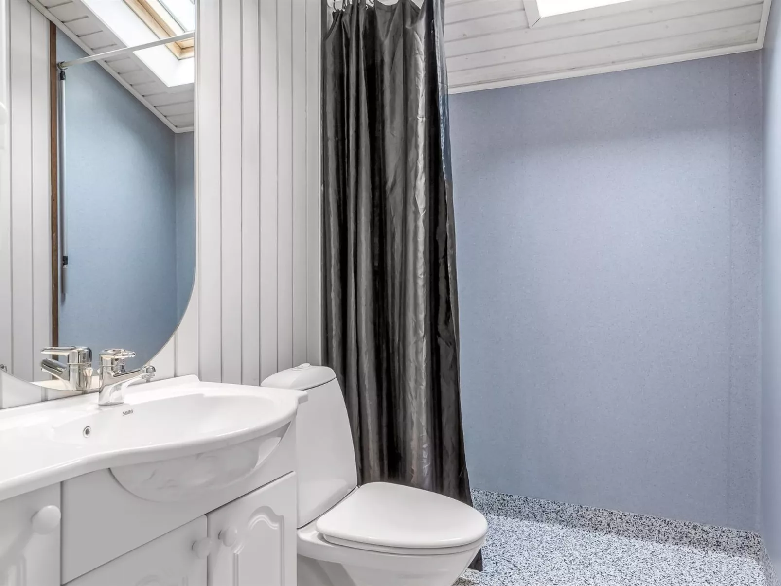 "Corinna" - 28km from the sea-Binnen