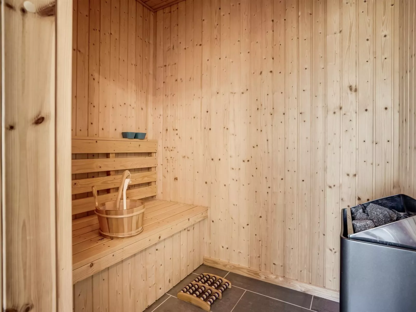 "Elviira" - 350m from the sea-Binnen