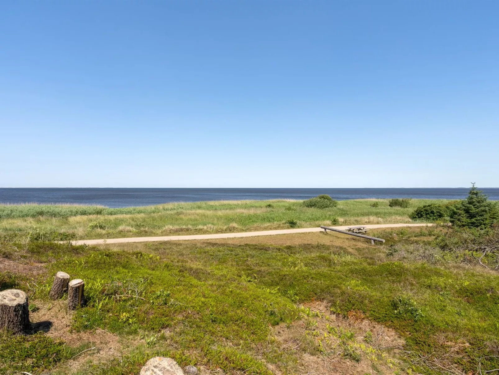 "Ingeborg" - 100m to the fjord-Buiten