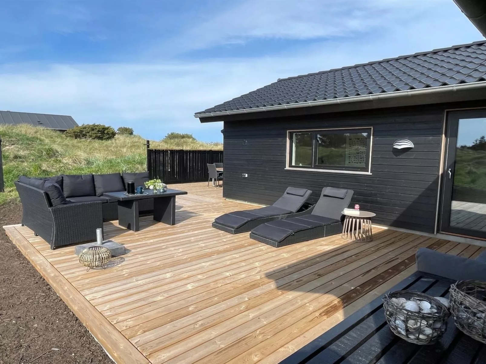 "Hinda" - 1.2km from the sea-Buiten