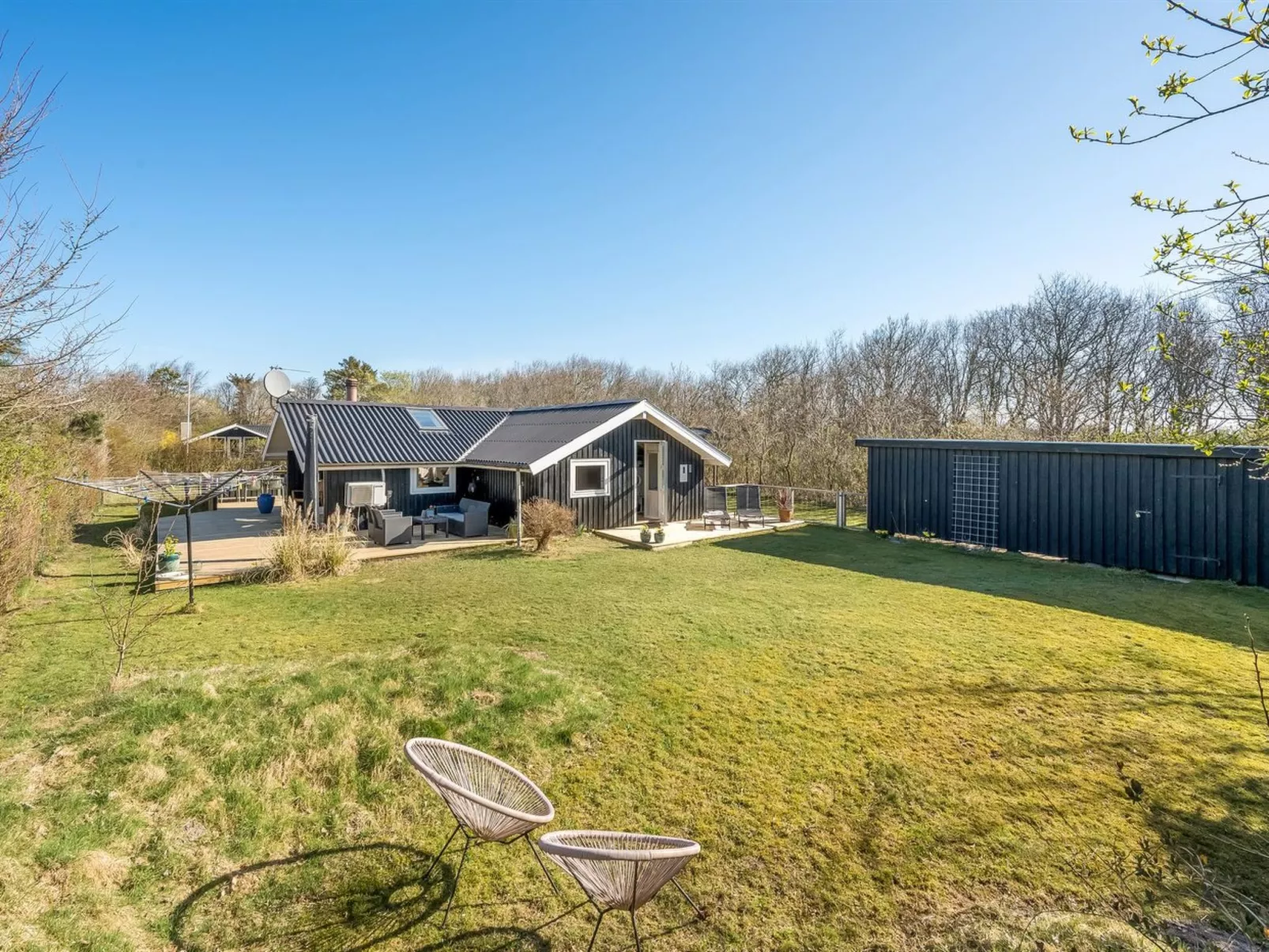 "Gunde" - 300m to the fjord-Buiten