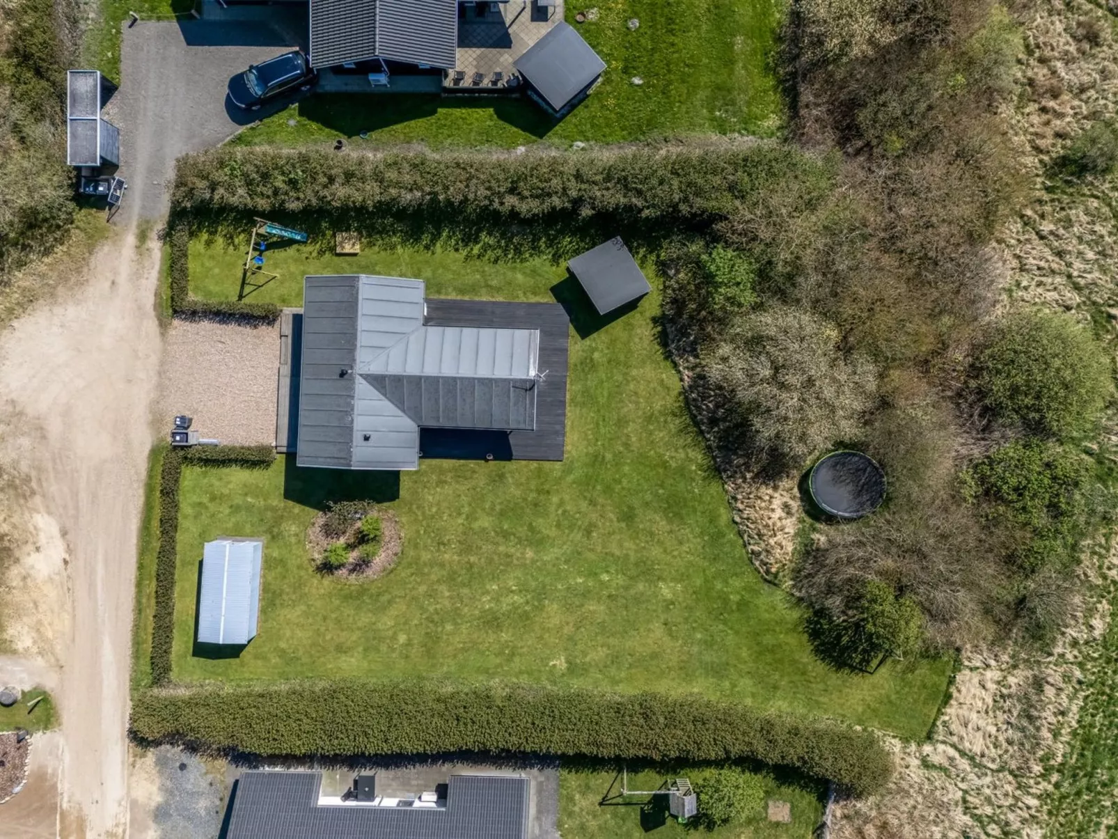 "Holm" - 700m to the fjord-Buiten