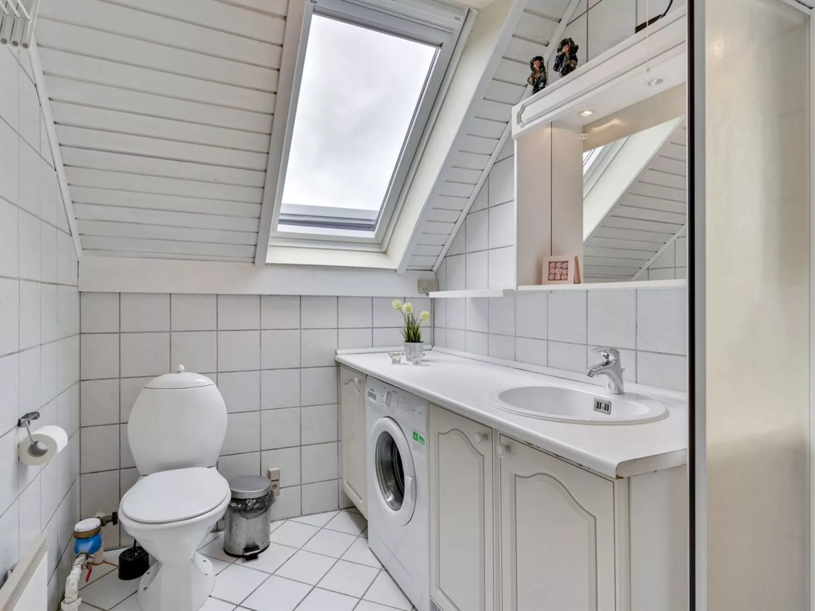 "Earline" - 900m to the fjord-Binnen