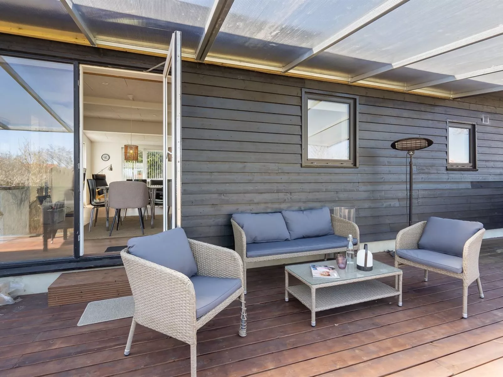 "Thorlaf" - 200m from the sea-Buiten