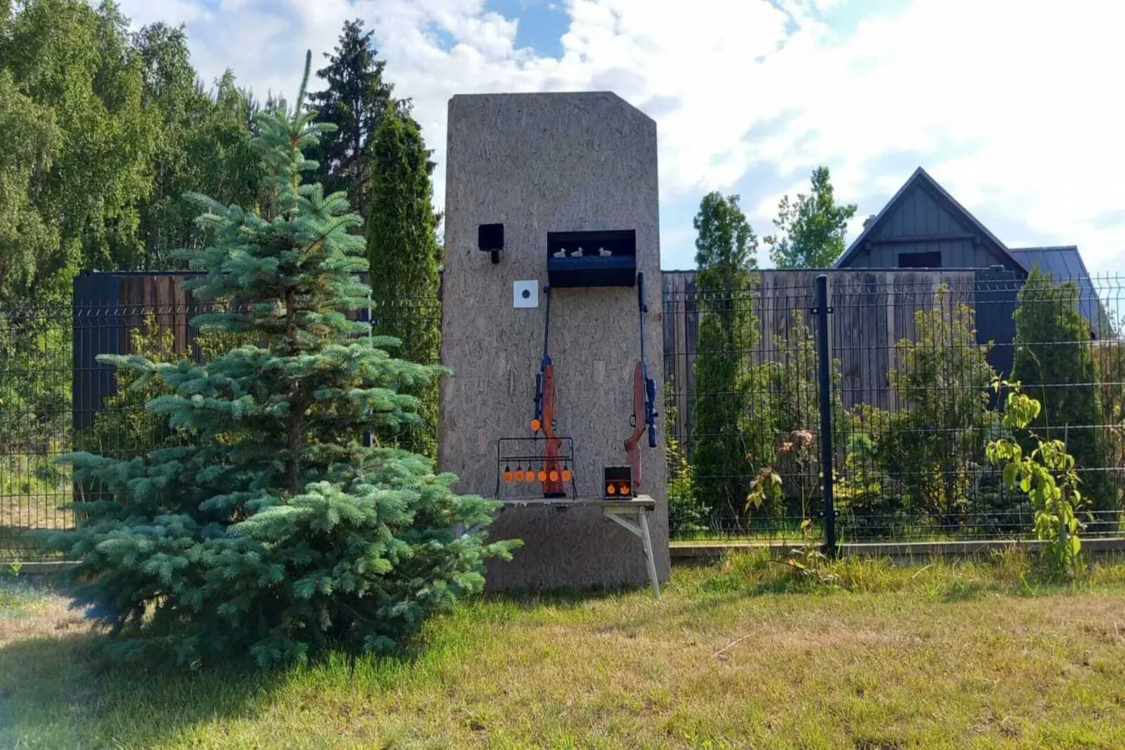 Budlejowy domek dla 4 osób w Kołczewie-Buitenkant zomer