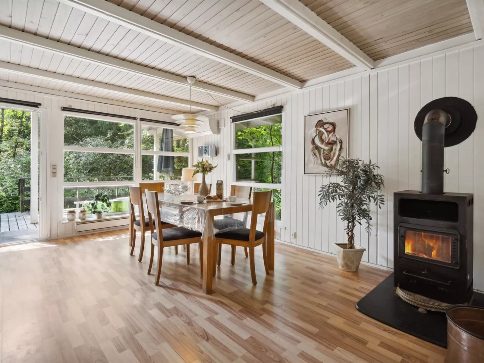 "Aki" - 30km from the sea-Binnen