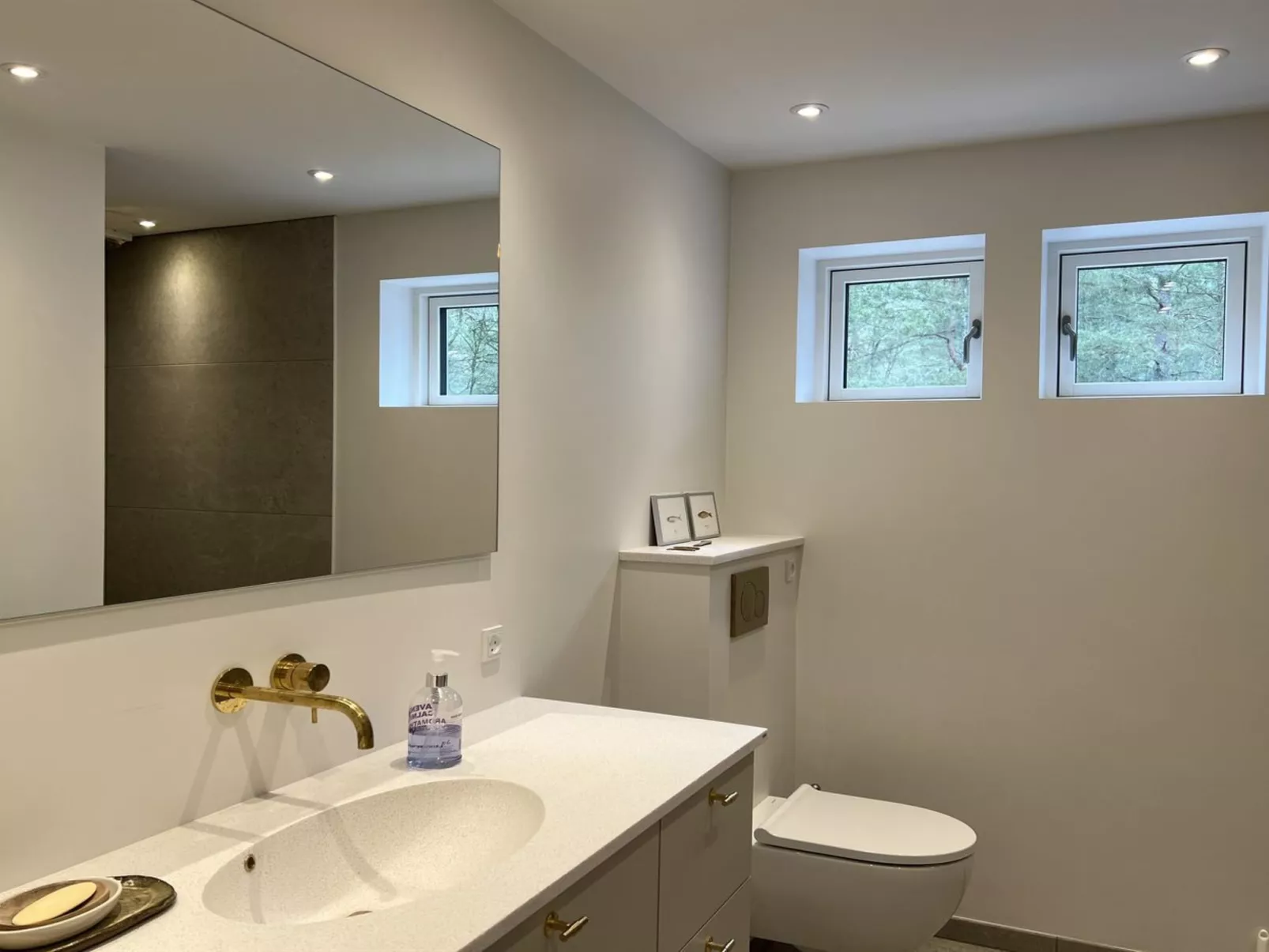 "Alita" - 300m from the sea-Binnen