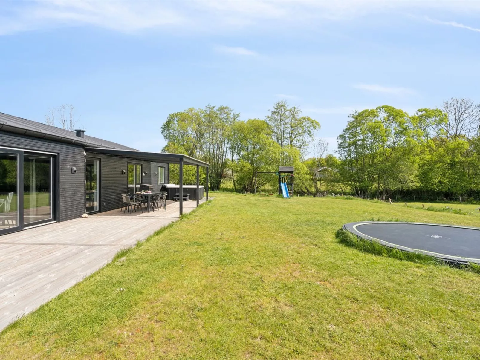 "Jul" - 300m from the sea-Buiten