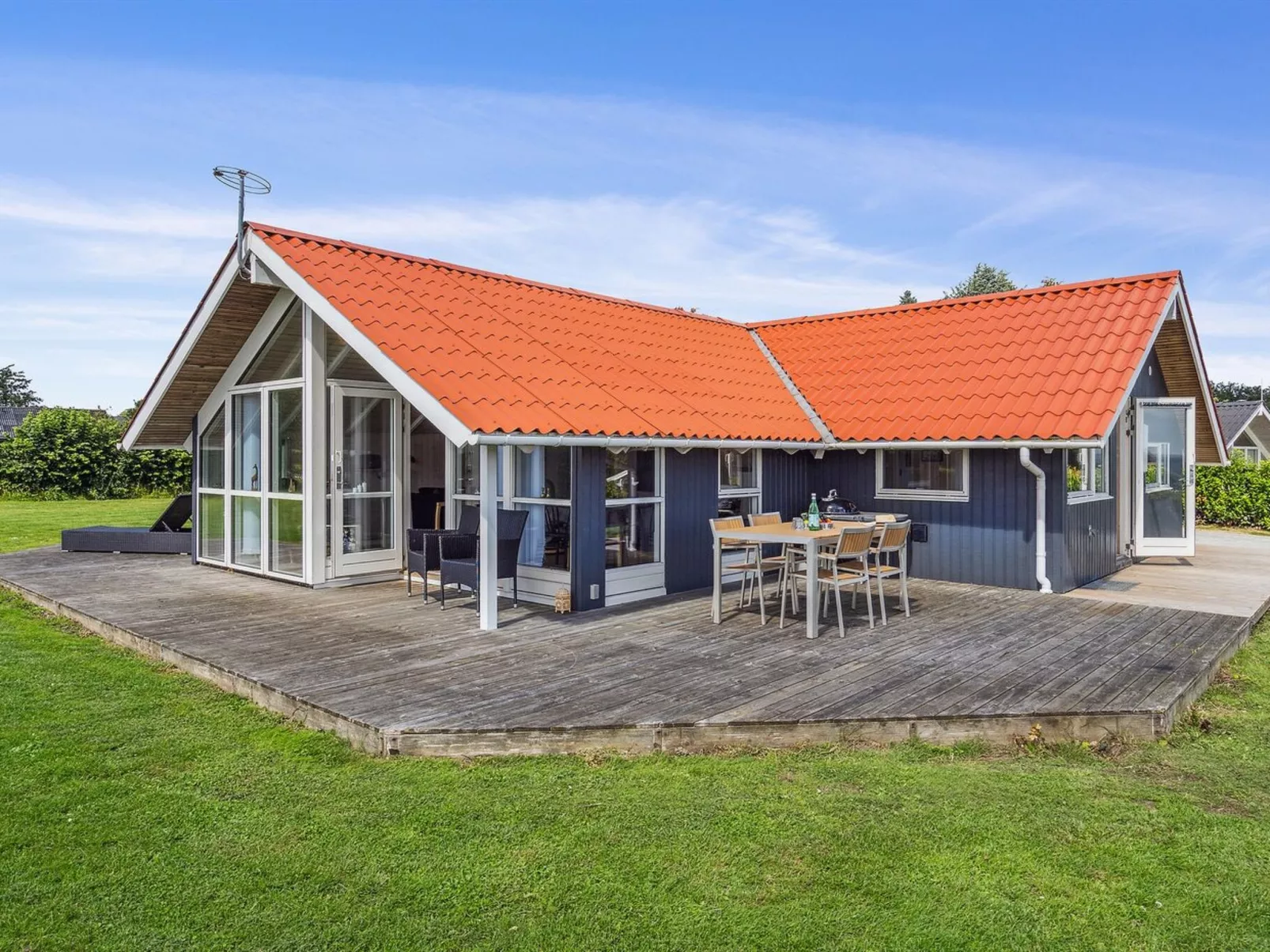 "Aarne" - 300m from the sea-Buiten