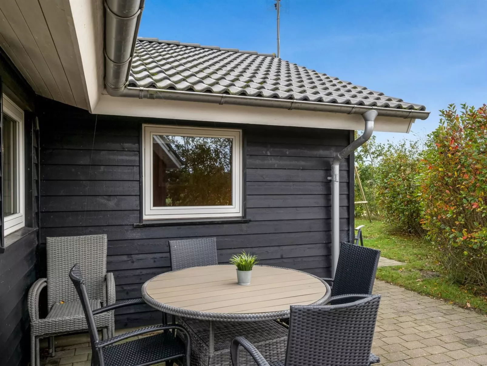 "Lillemor" - 800m to the fjord-Buiten