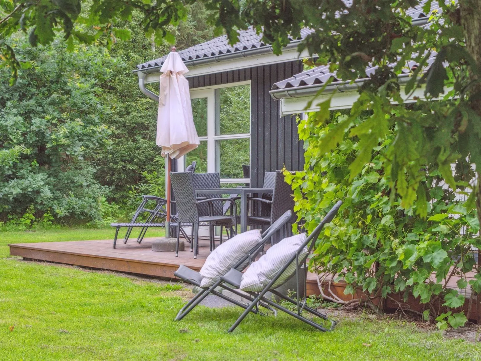 "Alkmar" -  from the sea-Buiten