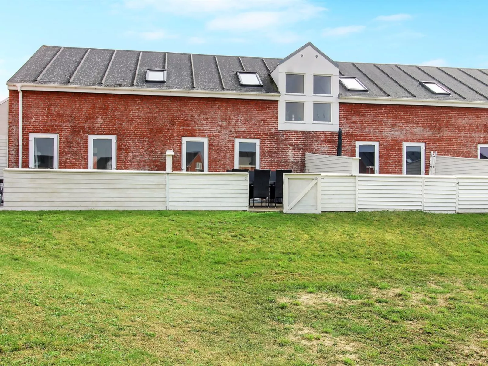 "Ilka" - 2.3km from the sea-Buiten