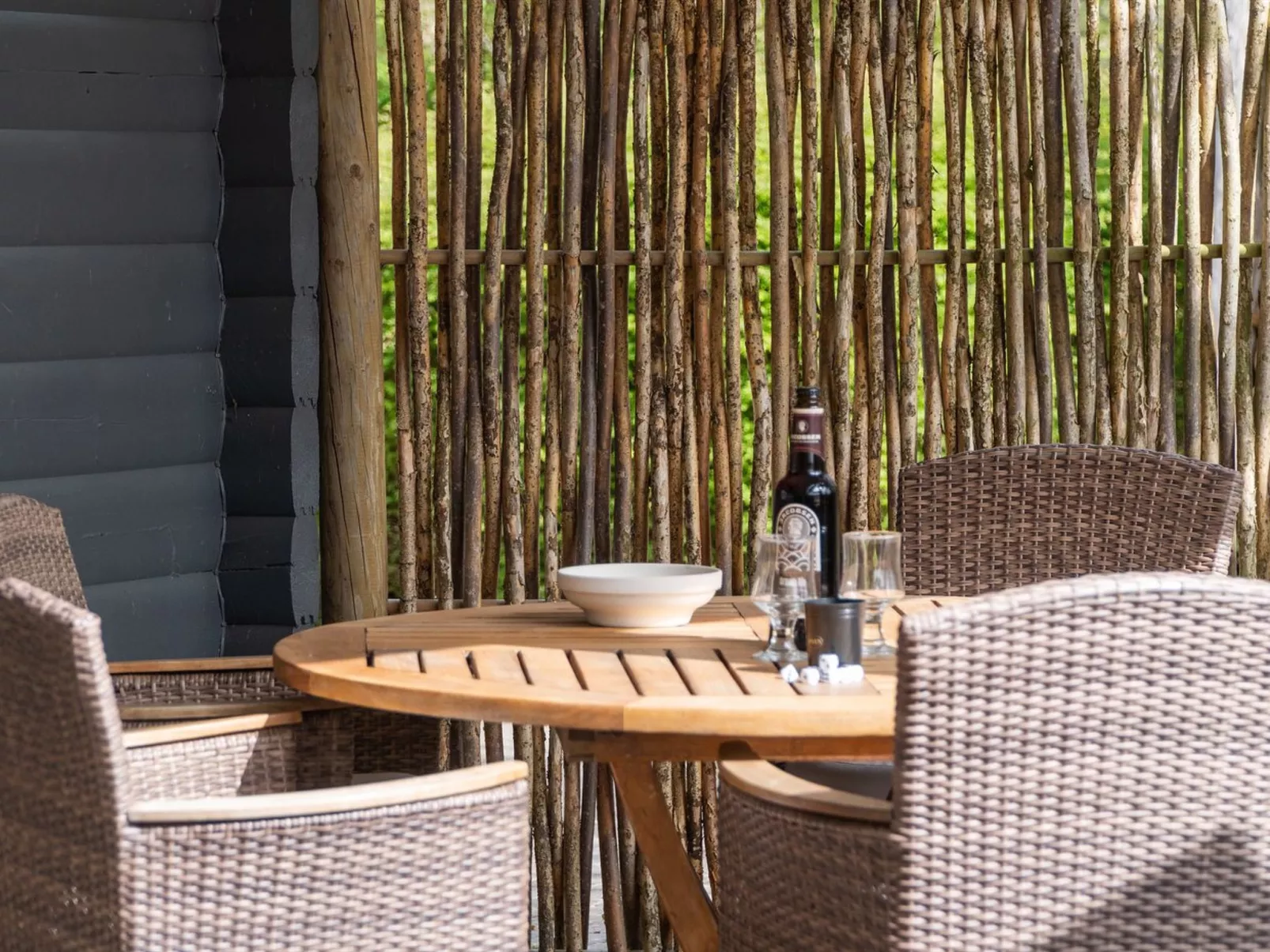 "Till" - 1.6km from the sea-Buiten