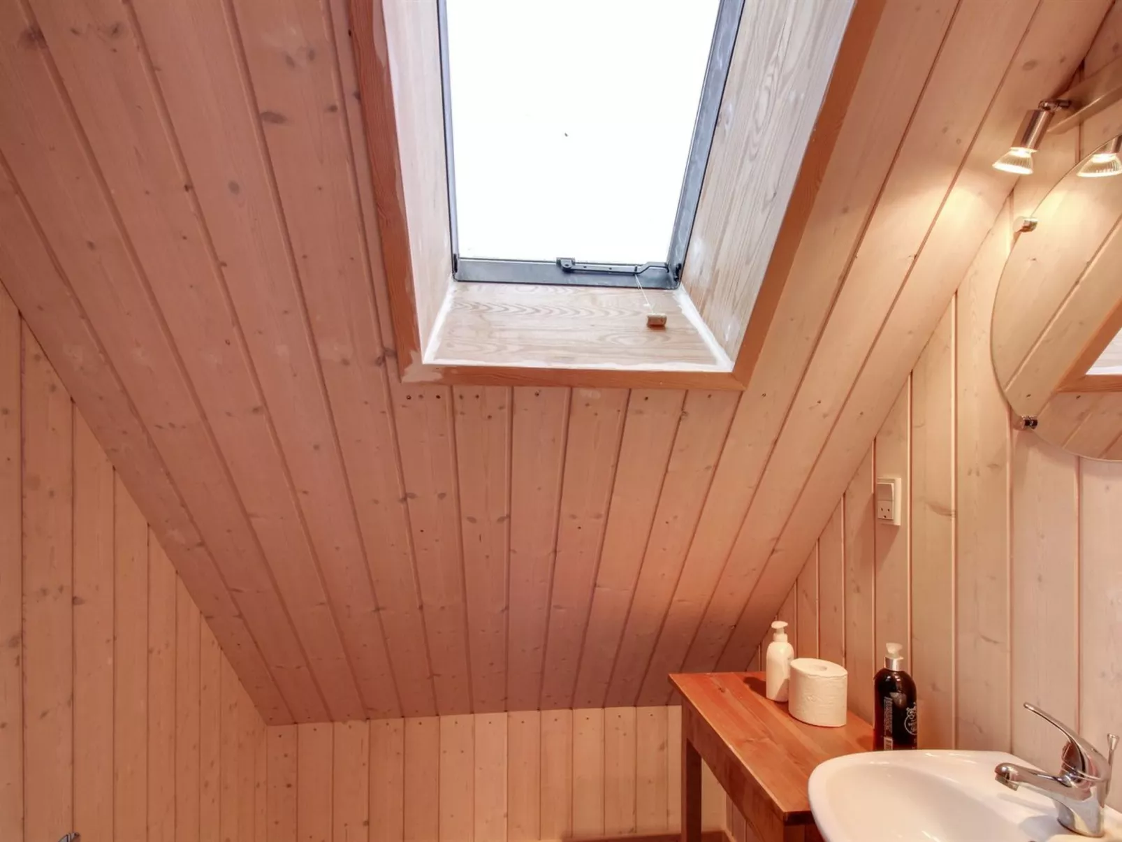 "Melusine" - 200m from the sea-Binnen