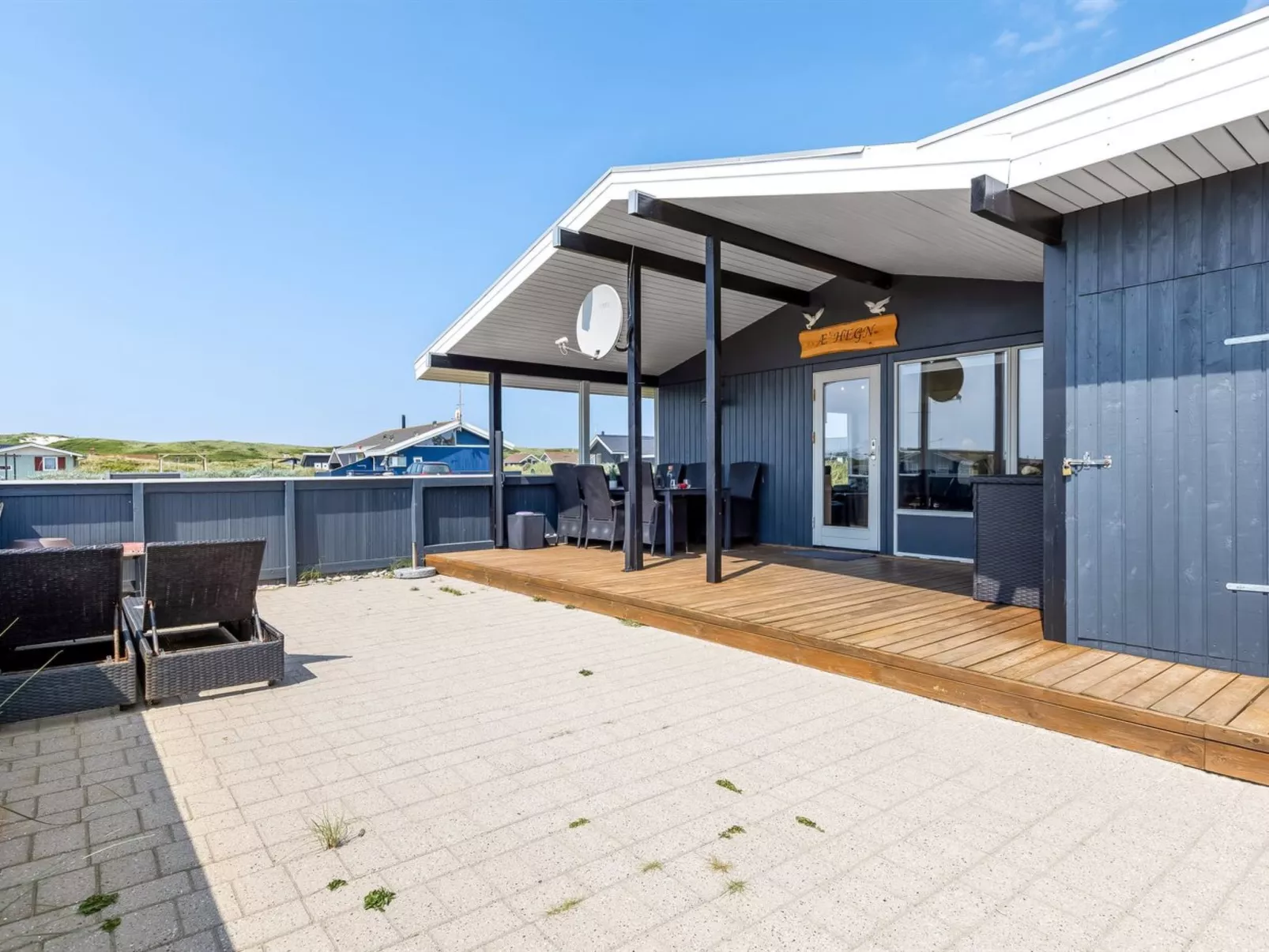 "Signhild" -  from the sea-Buiten