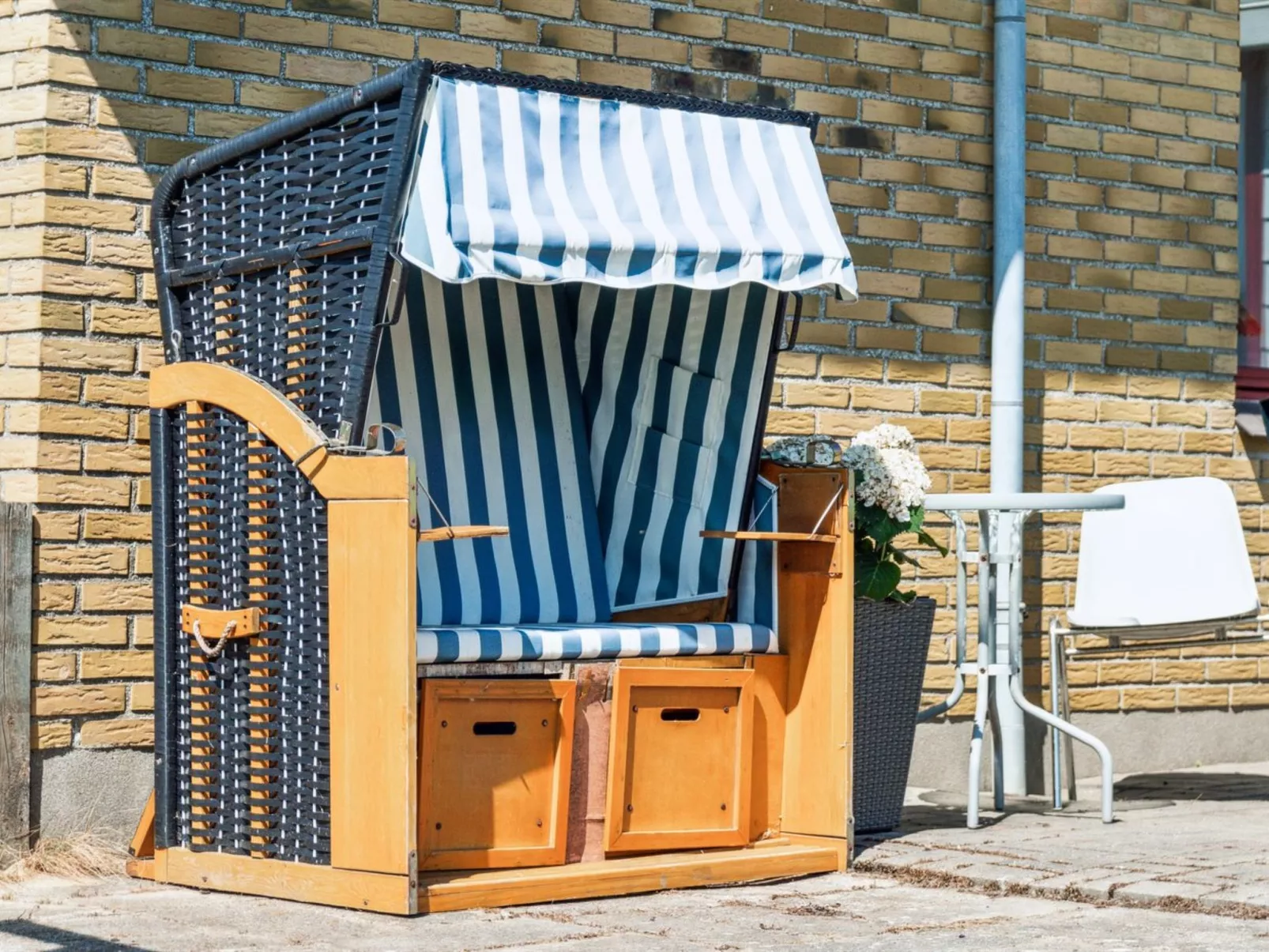 "Ingward" - 750m from the sea-Buiten