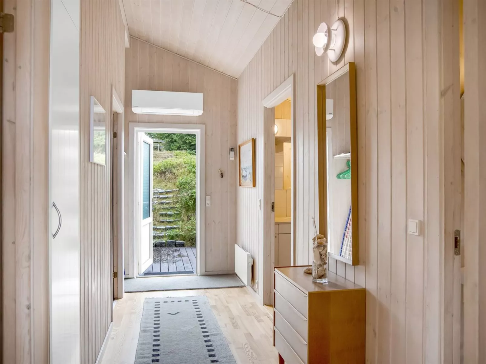 "Tineke" - 800m from the sea-Binnen