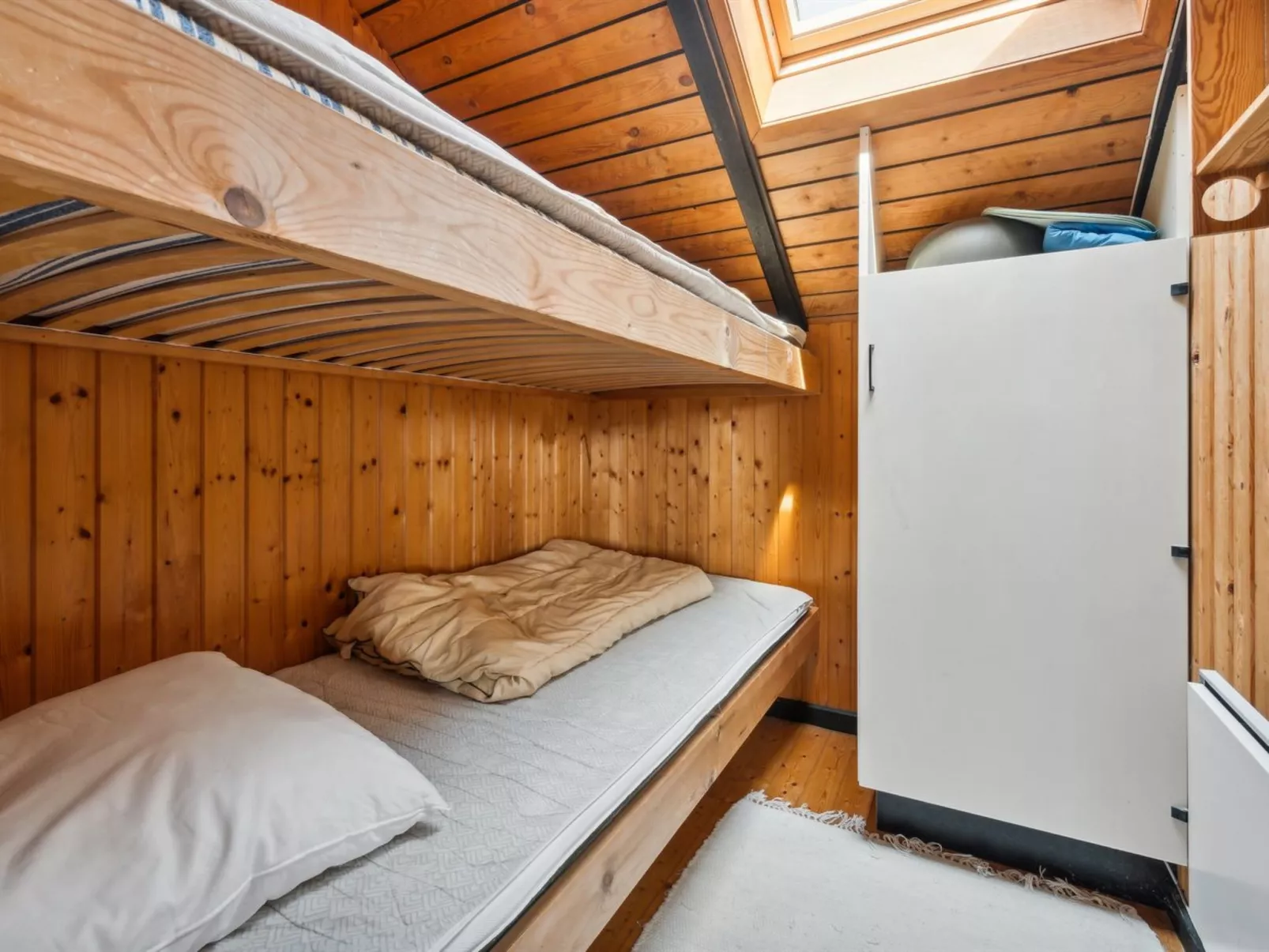 "Henri" - 500m from the sea-Binnen