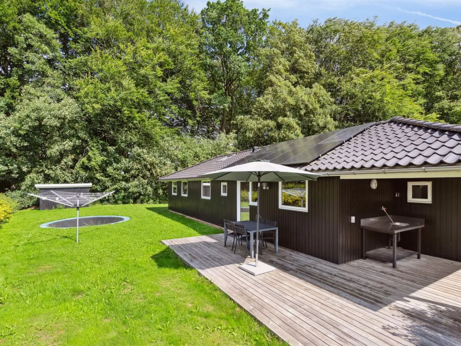 "Edin" - 150m from the sea-Buiten