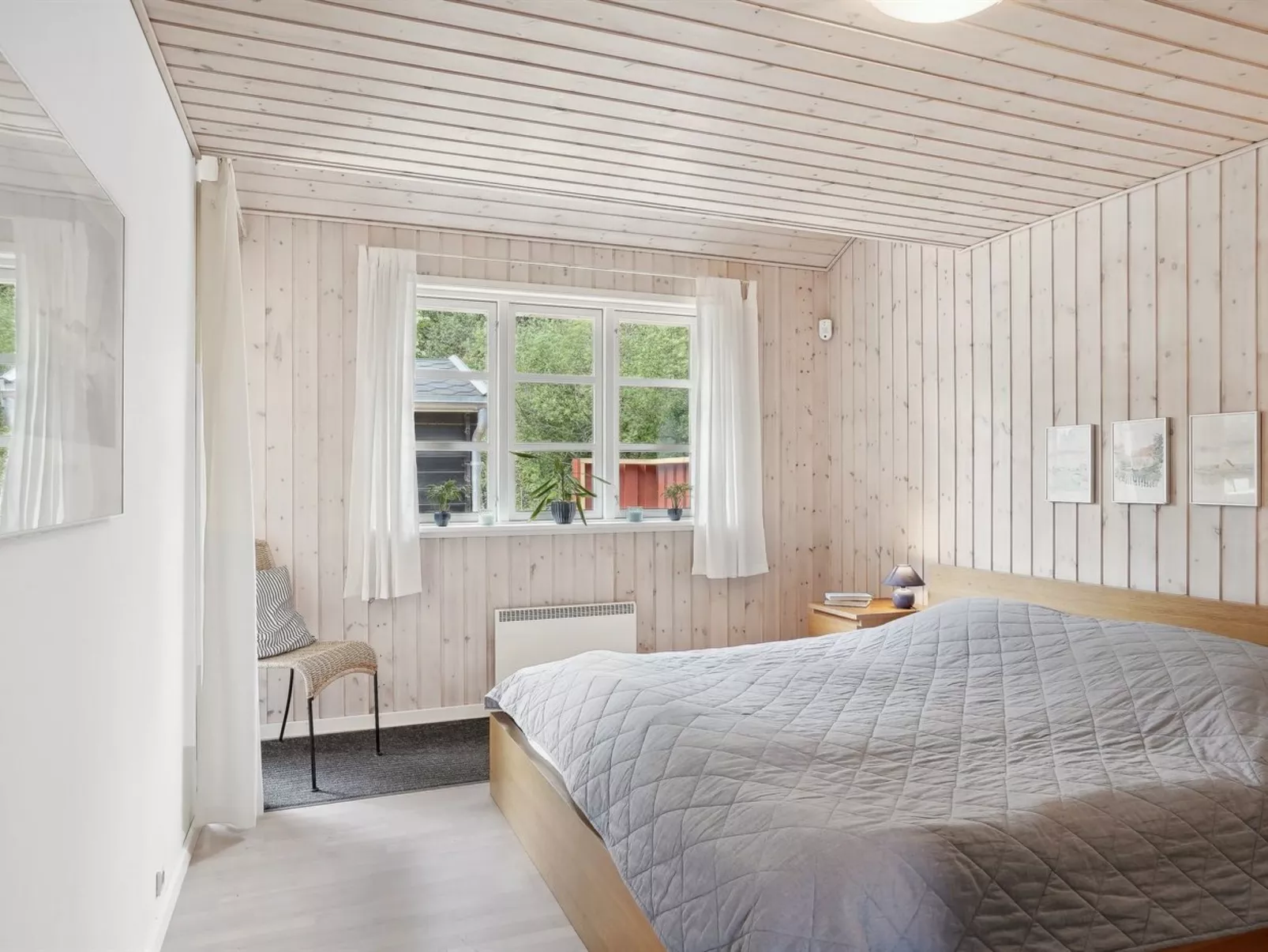 "Tia" - 1.4km from the sea-Binnen