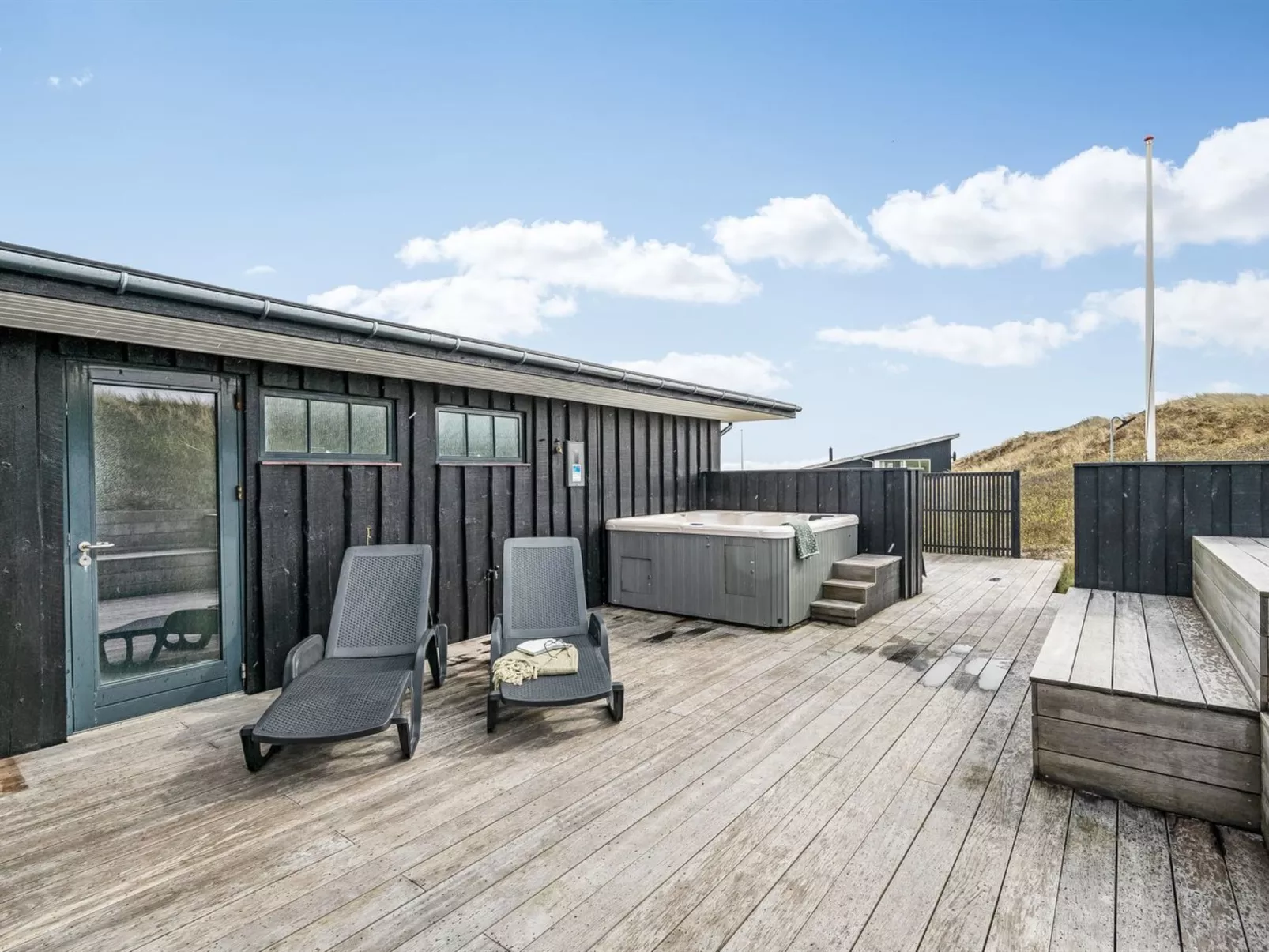 "Eyla" -  from the sea-Buiten